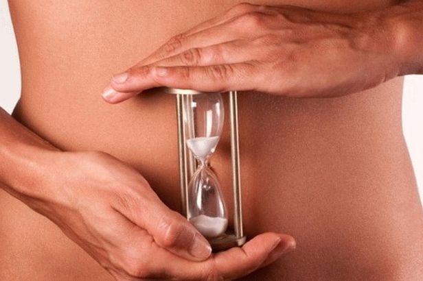 je možné provést depilaci během menstruace