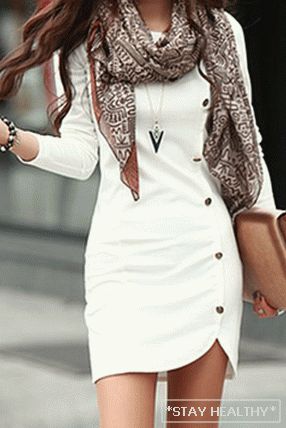 Jak si vybrat šaty pro malé ženy: stylya modely