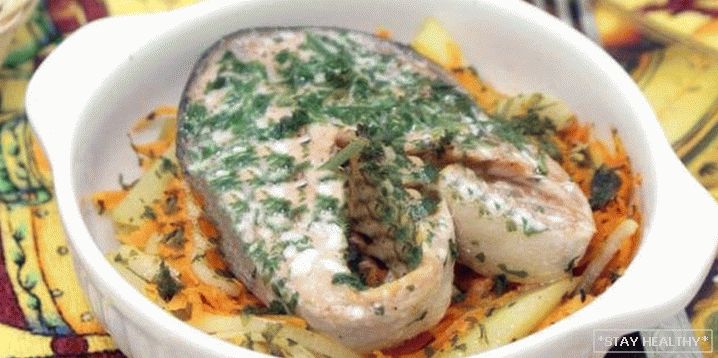 Jak chutné vařit ketu v troubě: recepty sfotografie