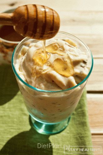 Peach Smoothie s avokádem a lněným semínkem